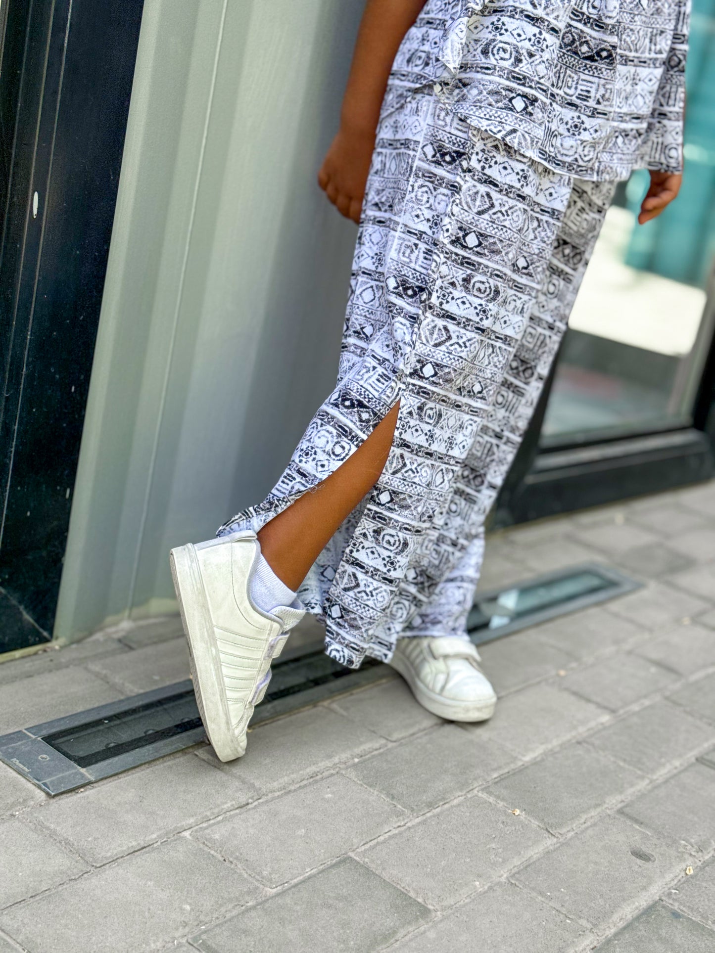 Grey & White Set - SIZE 6Y TO 10Y